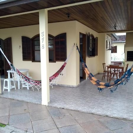 Casa Guaratuba Espacosa E Confortavel Buitenkant foto
